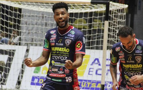 Jorginho marcou o gol da vitória do Cascavel Futsal