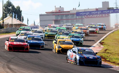 A Nascar Brasil teve duas provas no último domingo