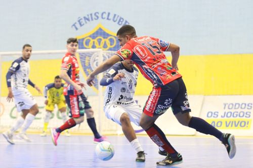 Jogando fora de casa, Cascavel não conseguiu conquistar três pontos