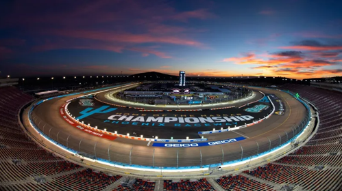 Phoenix Raceway recebe a final da temporada. Quem leva?