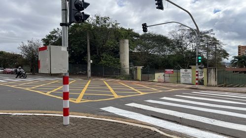 Equipamento semafórico começou a funcionar na tarde desta segunda-feira (09)